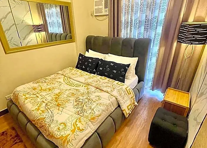 Hotel Two Bedroom With Balcony 70sqm -pasig