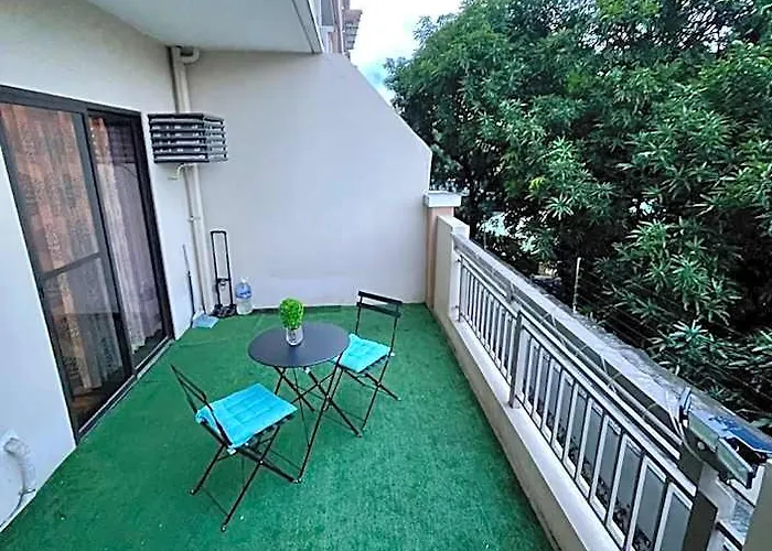 Two Bedroom With Balcony 70sqm -pasig 5*