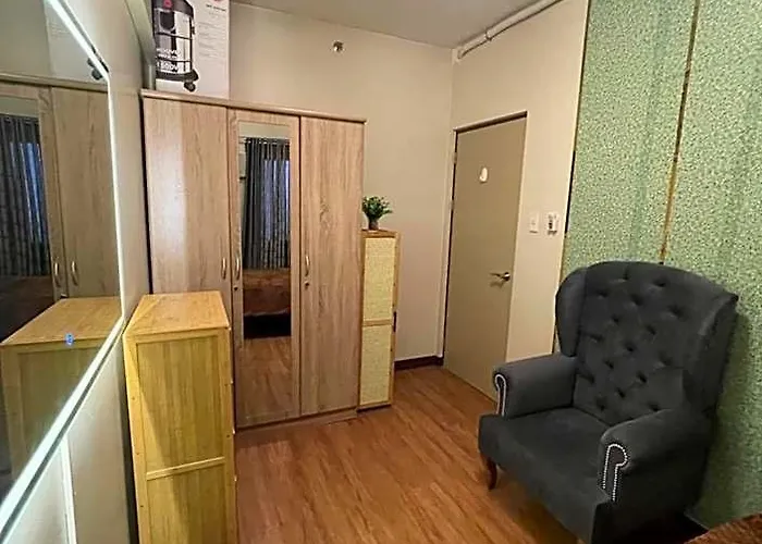 Two Bedroom With Balcony 70sqm -pasig 5* Manilla