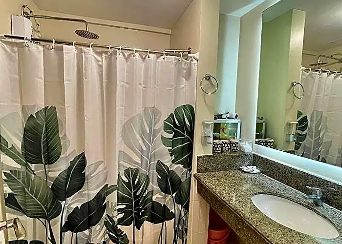 Two Bedroom With Balcony 70sqm -pasig Hotel Manilla