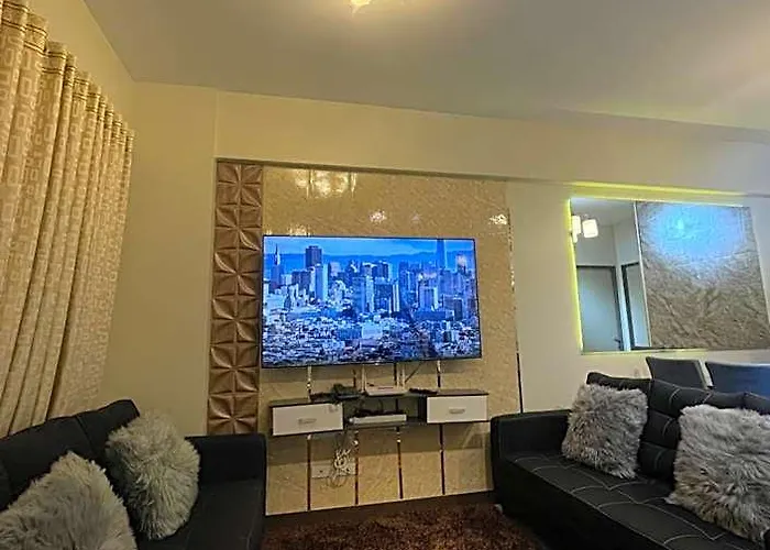 Hotel Two Bedroom With Balcony 70sqm -pasig Manilla